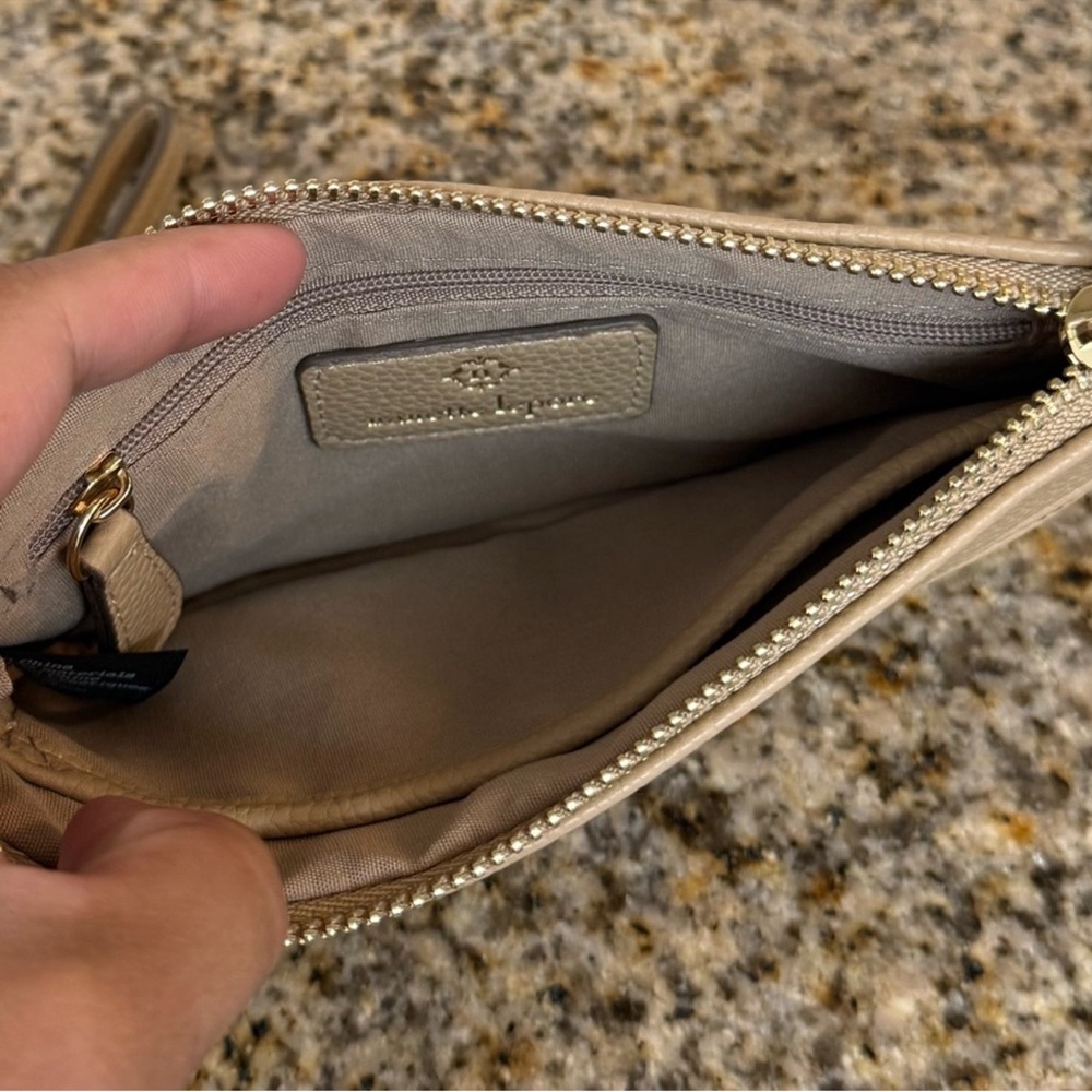 NEXXT Beauty Bundle Bid to $35 for NWT Nanette Lepore Wristlet - Picture 4 of 4